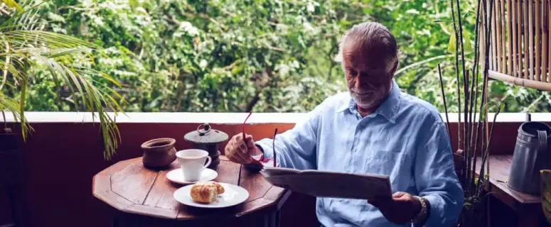 Late Breakfast Linked to Accelerated Aging, Depression, and Oral Health Decline